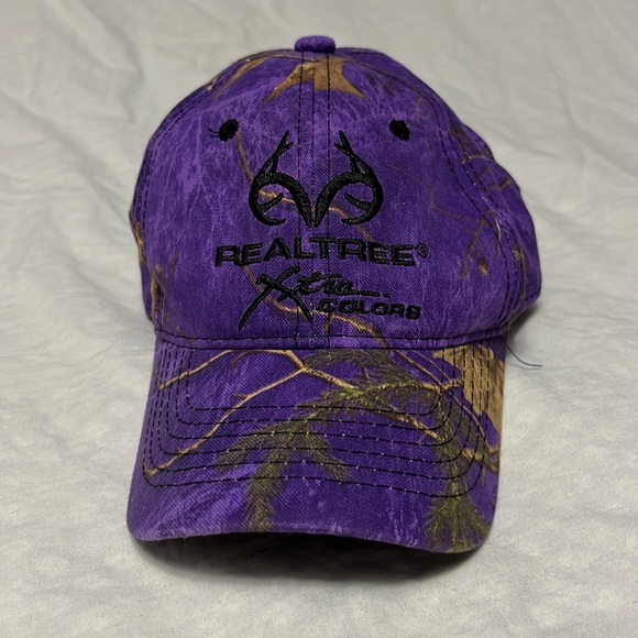 Realtree Accessories - Realtree Womens cap